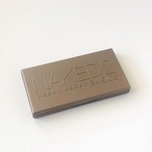 Urban Decay Naked 2 Basics palette